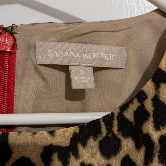 Banana Republic animal print peplum top - Picture 3 of 4